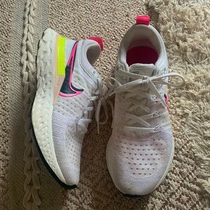 Nike React Infinity Flyknit - Size 8